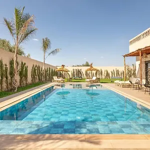 https://villa-leila-grand-jardin-jeux-cuisiniere.marrakeshhotelsmorocco.com