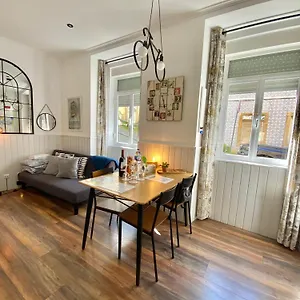 https://flat-graca-48.hotels-lisbon-portugal.com